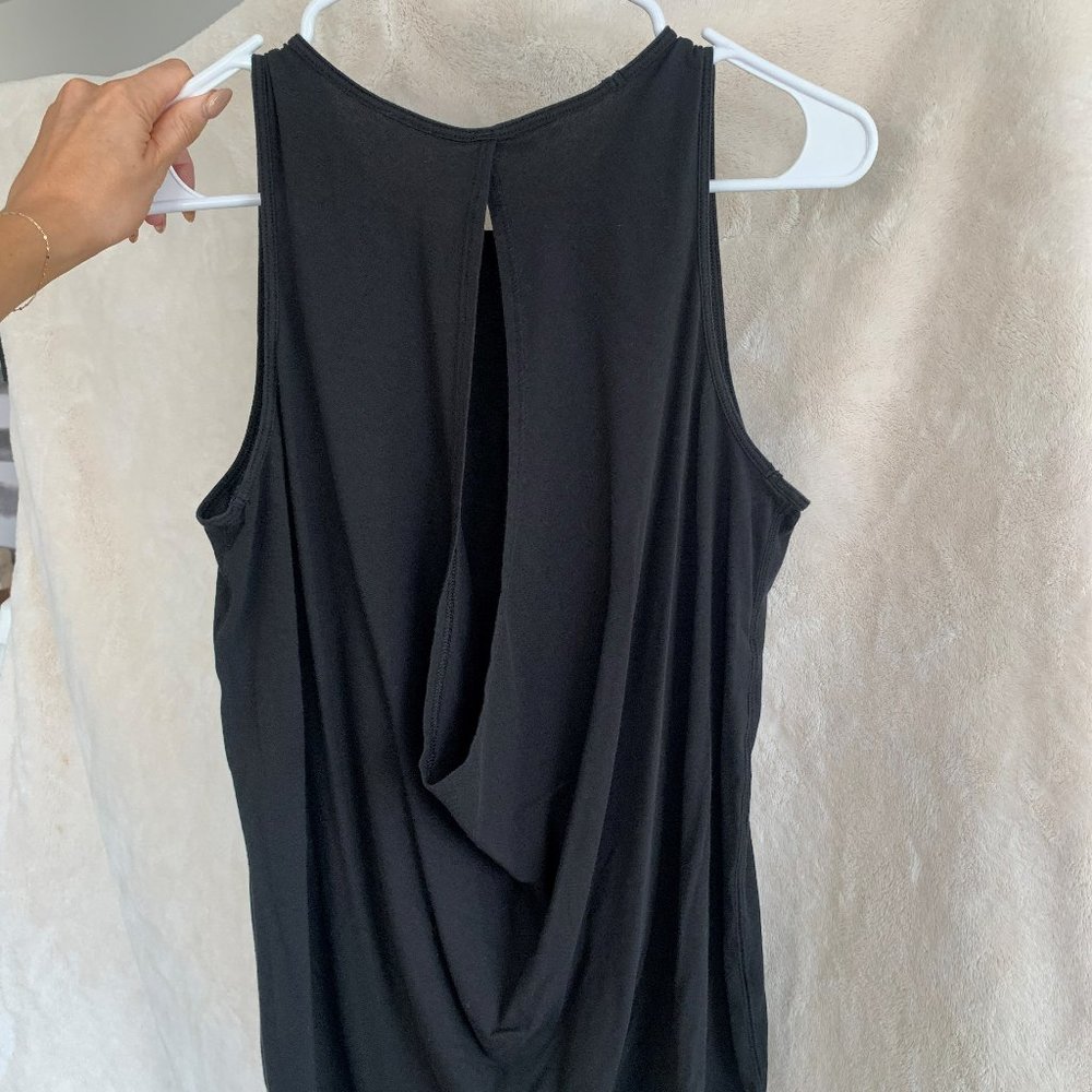 lululemon athletica - Black Tank Top - Size 4